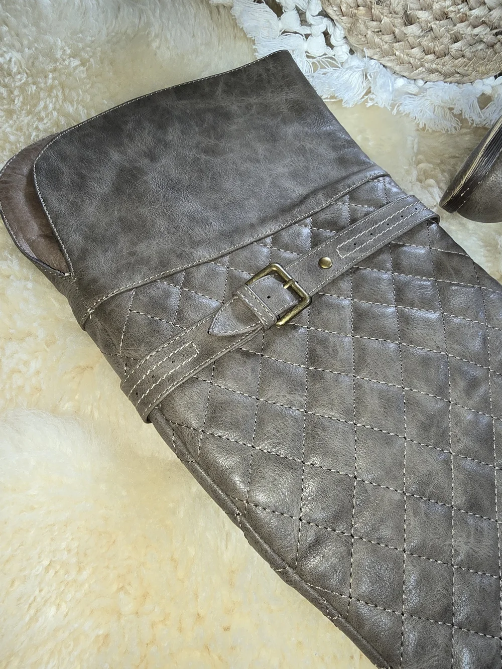 Womens Size 7 Fall JustFab Quilted Over-the-Knee Riding Boots in Taupe